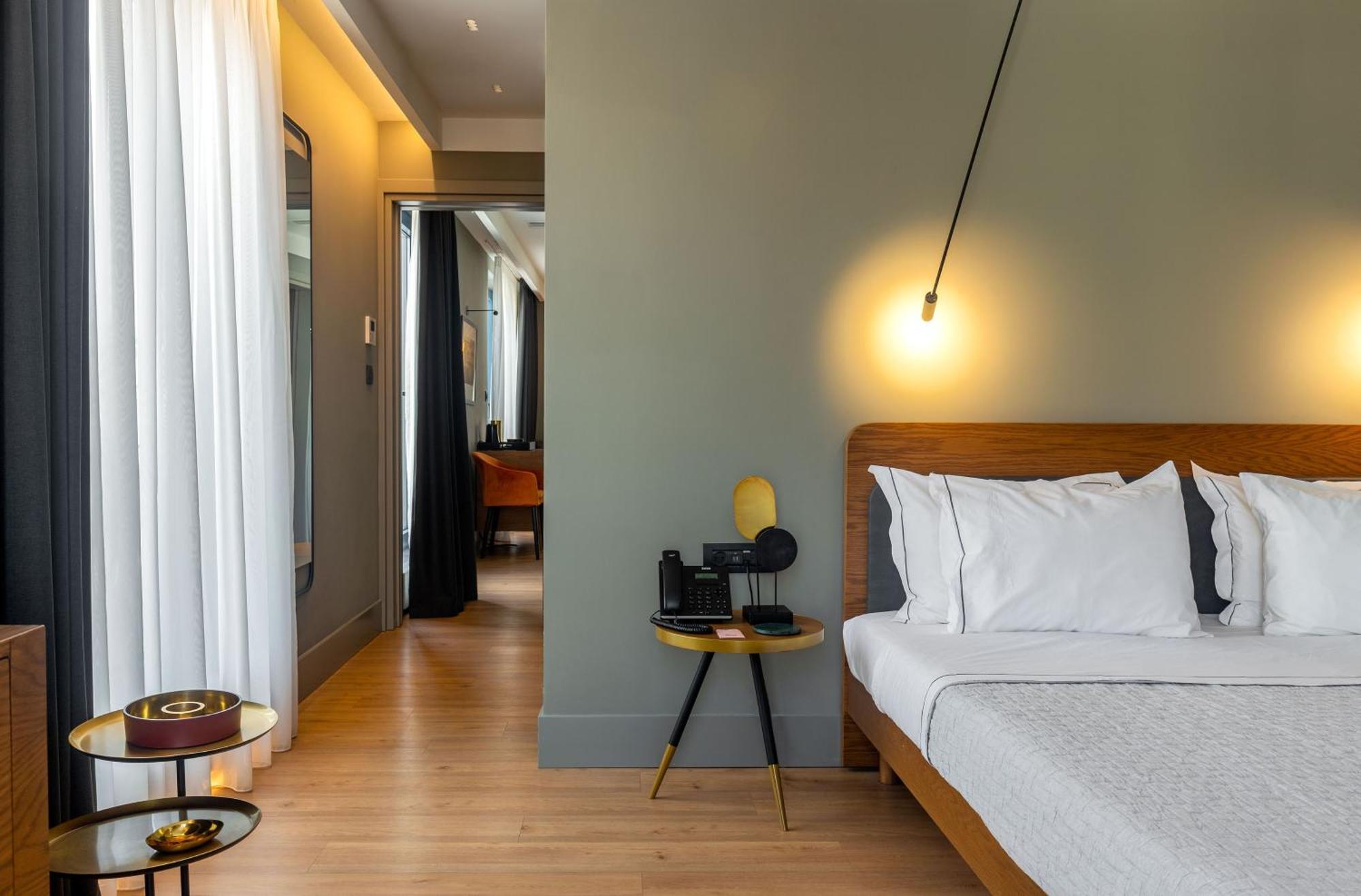 Bob W Eolou Hotel Athens Ngoại thất bức ảnh